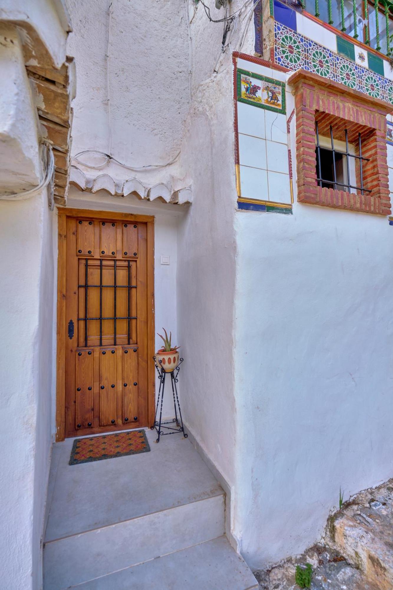 Cueva La Bonica - Hostatel Daire Granada Dış mekan fotoğraf